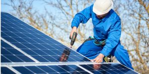 Installation Maintenance Panneaux Solaires Photovoltaïques à Port-des-Barques
